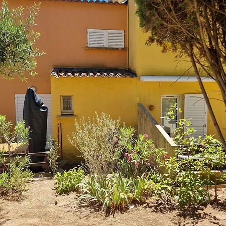Au Coeur De La Pinede Apartment *
