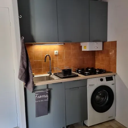 Apartment Au Coeur De La Pinede